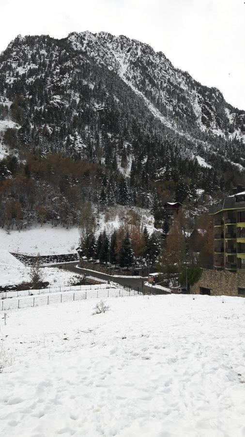 Comfortable Studio With Mountain View In Arinsal 40 M² + Ski Storage Ngoại thất bức ảnh