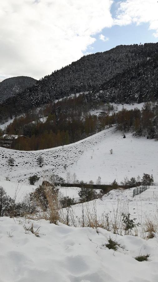 Comfortable Studio With Mountain View In Arinsal 40 M² + Ski Storage Ngoại thất bức ảnh