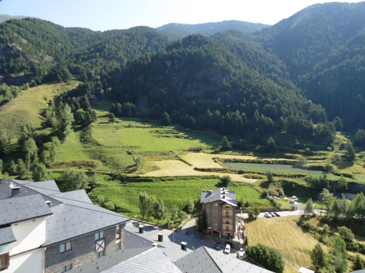 Comfortable Studio With Mountain View In Arinsal 40 M² + Ski Storage Ngoại thất bức ảnh
