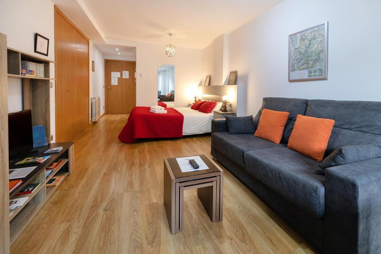 Comfortable Studio With Mountain View In Arinsal 40 M² + Ski Storage Ngoại thất bức ảnh